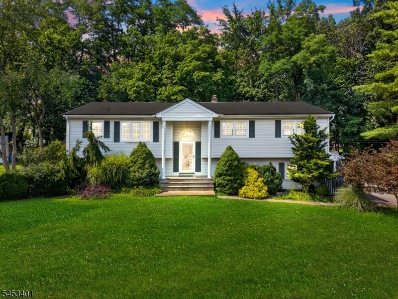Property Photo:  13 Friar Way  NJ 07470 
