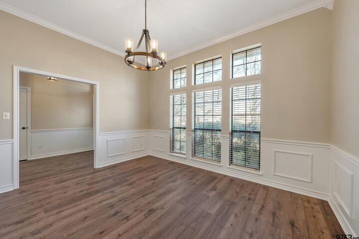 Property Photo:  214 Stoneridge  TX 75758 
