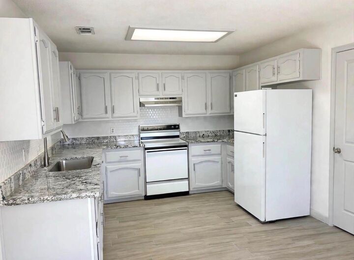 Property Photo:  1901 Jefferson Street  TX 78572 