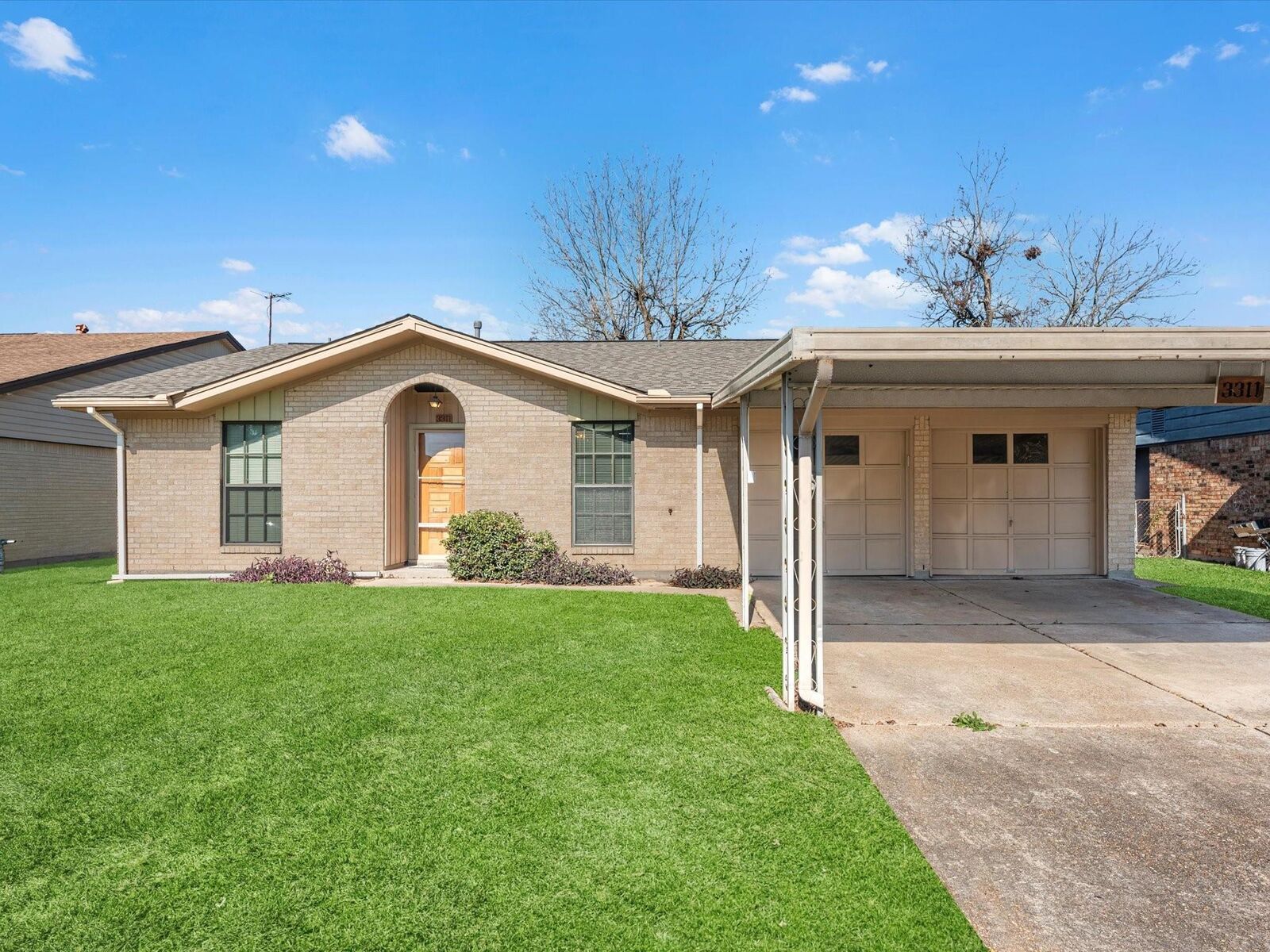 Property Photo: 3311 Westbrook Circle TX 77503