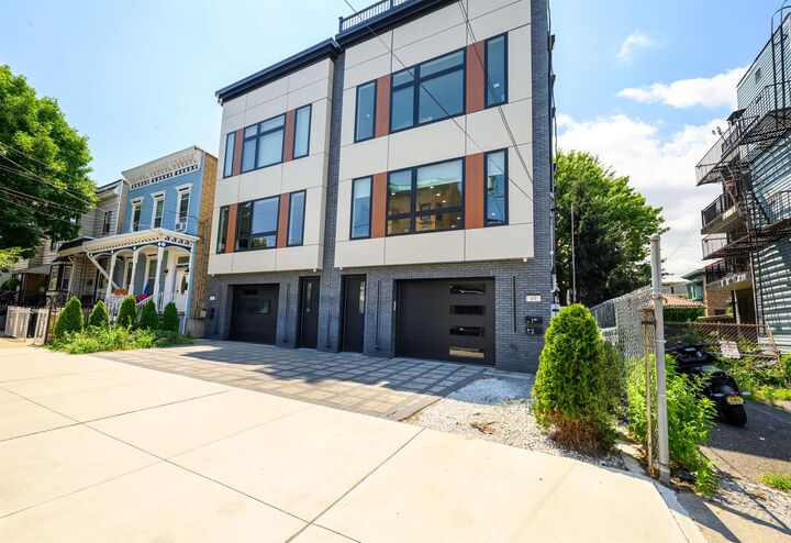 Property Photo:  45 Charles St 1  NJ 07307 