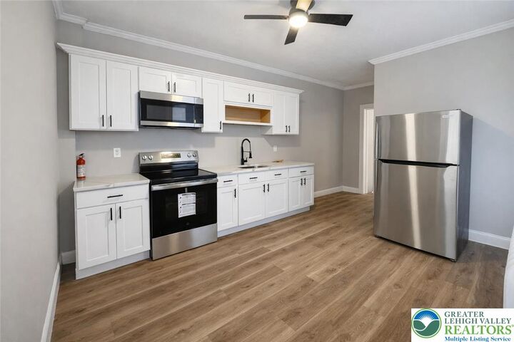 Property Photo:  517 W Norwegian Street  PA 17901 