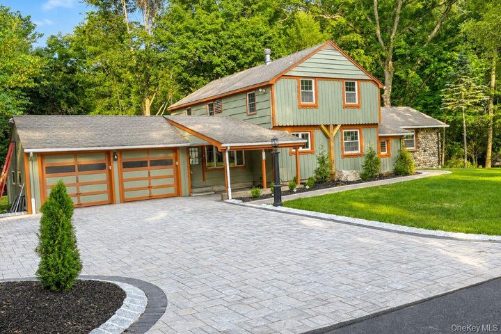 Property Photo:  556 Babbling Brook Lane  NY 10989 