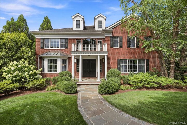 Property Photo: 48 Stonewall Circle NY 10604