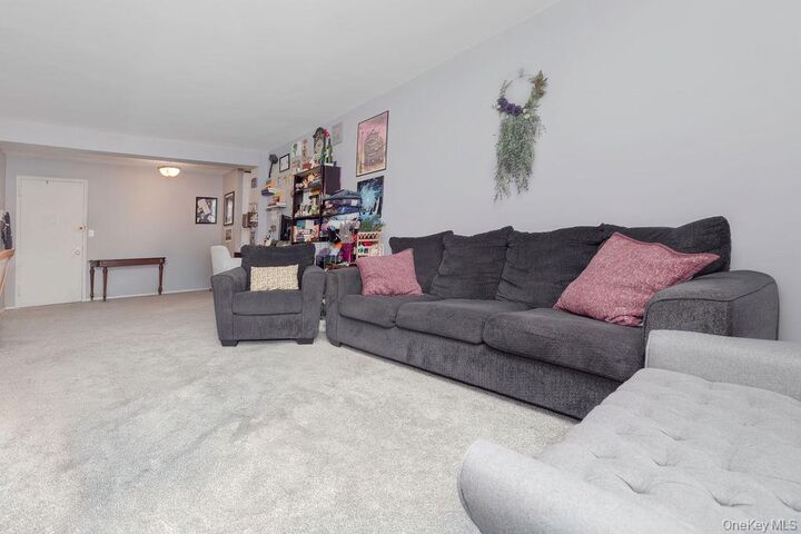 Property Photo:  119 E Hartsdale Avenue 7F  NY 10530 
