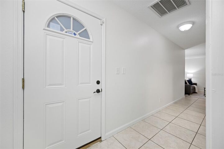Property Photo:  131 N Mercury Avenue 131  FL 33765 