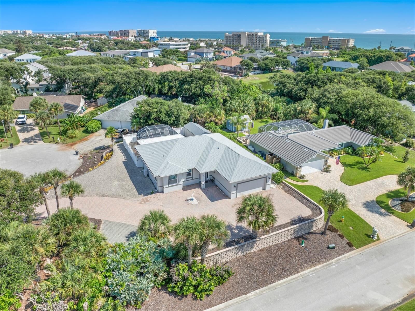 Property Photo: 58 Bay Harbour Drive FL 32127