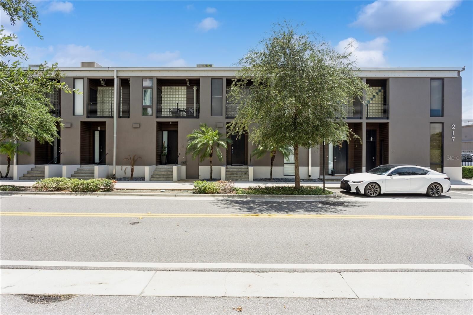Property Photo:  217 N 12th Street 105  FL 33602 