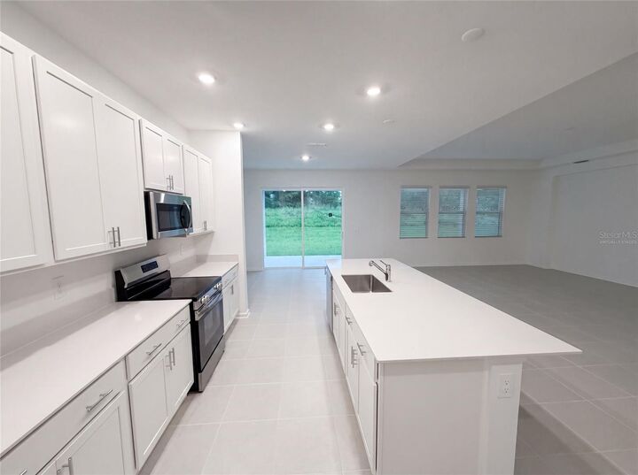 Property Photo: 669 Tundra Loop FL 34736
