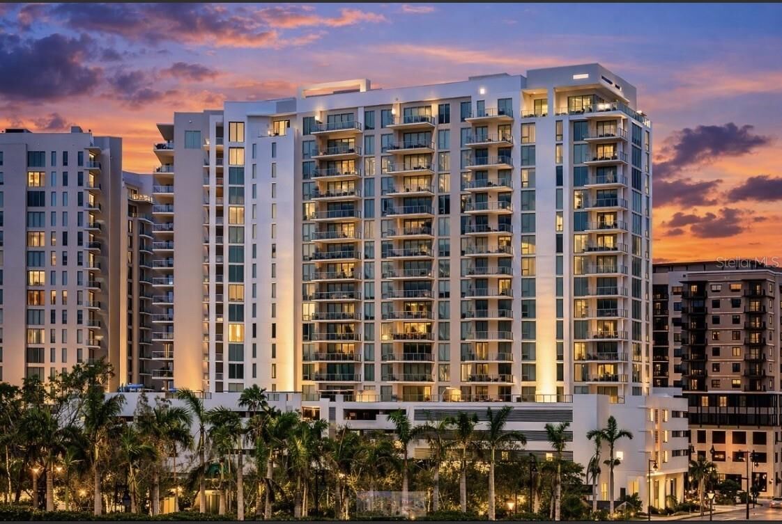 Property Photo: 301 Quay Commons 509 FL 34236