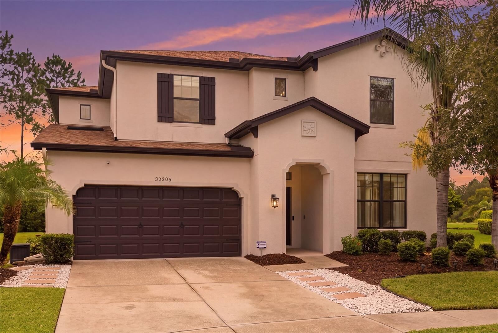 Property Photo:  32306 Garden Alcove Loop  FL 33545 