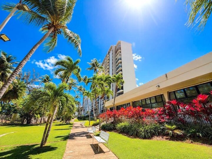 Property Photo:  Villas Del Mar Ph Ave Isla Verde H  PR 00979 