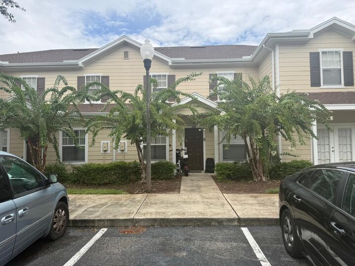 Property Photo: 2952 Lucayan Harbour Circle 103 FL 34746