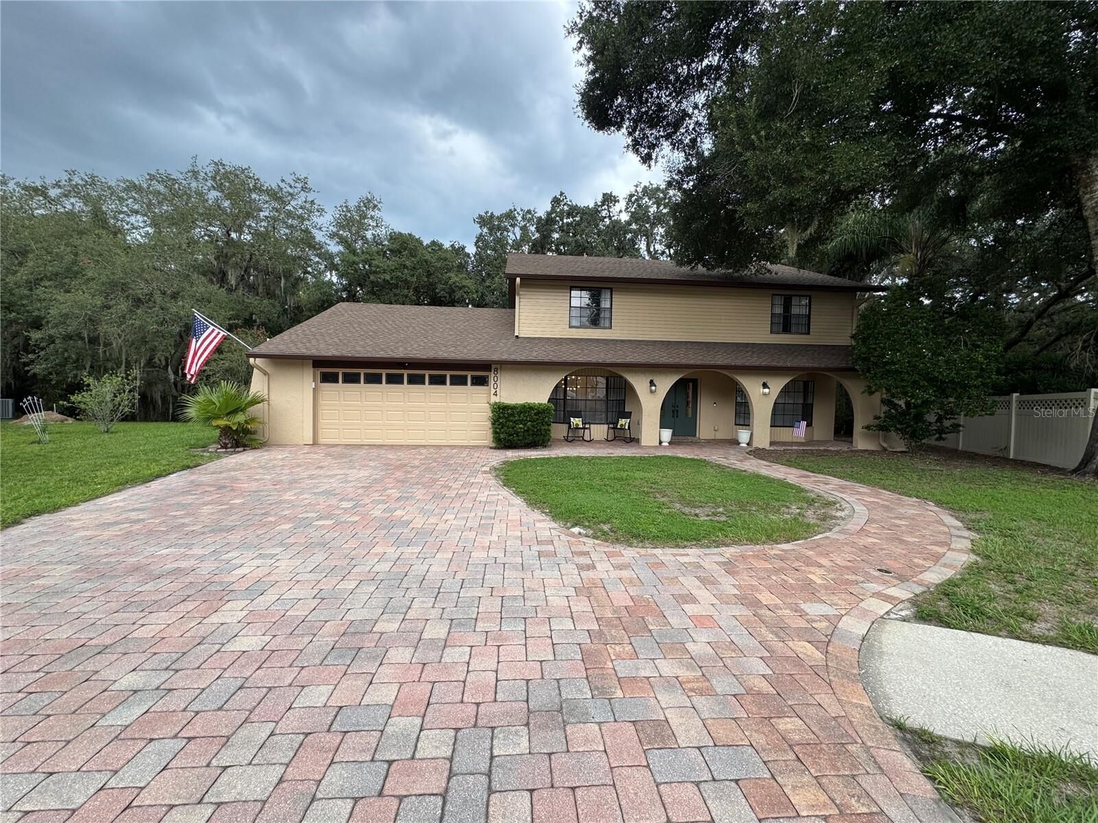 Property Photo: 8004 Beltrees Court FL 33637