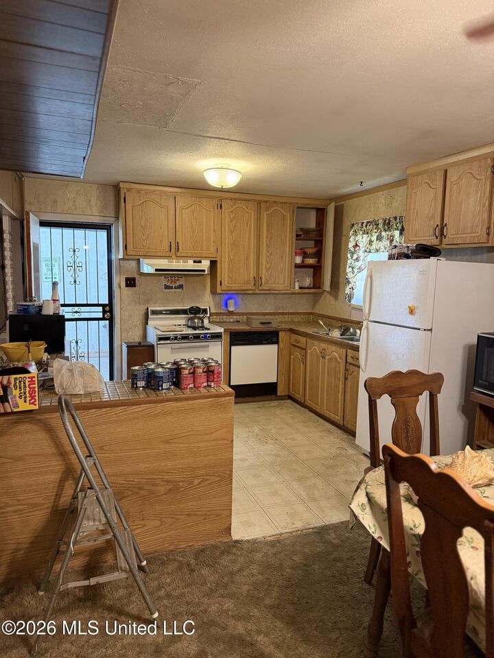 Property Photo:  2803 Teresa Drive  MS 39212 