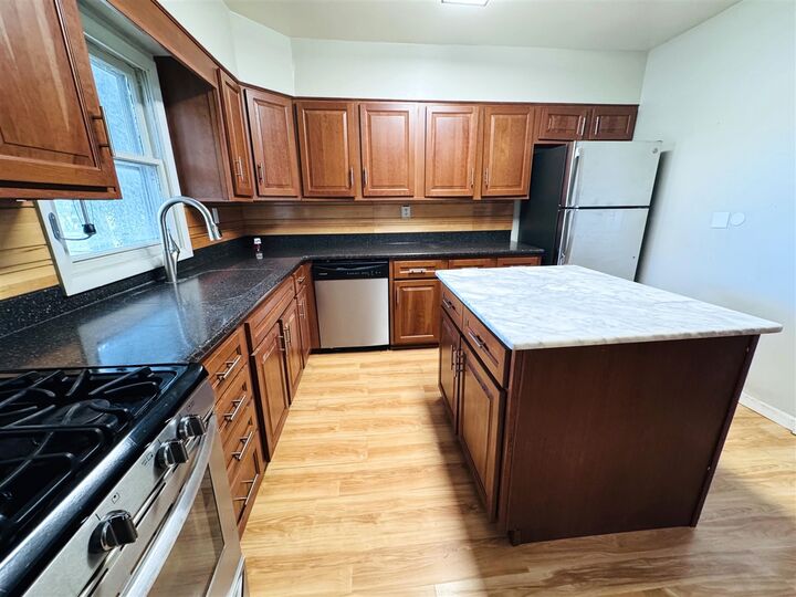 Property Photo:  37 N Lincoln Avenue  MI 49120-1501 