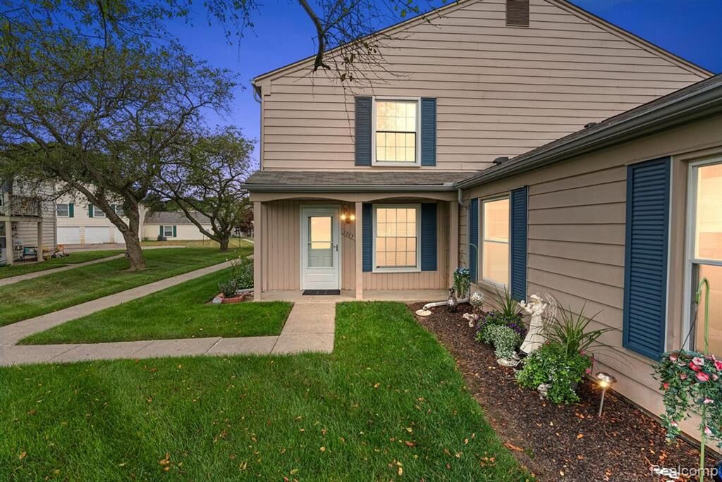Property Photo: 2763 Fox Hollow Court MI 48360 1717