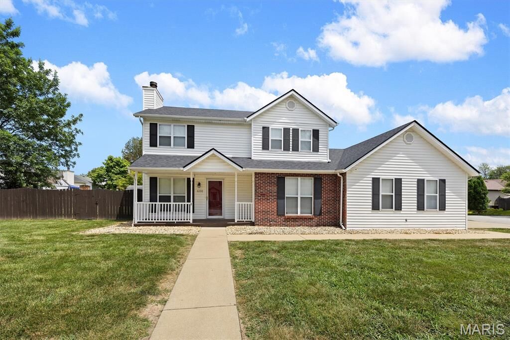 Property Photo: 1232 Hillock Lane IL 62269