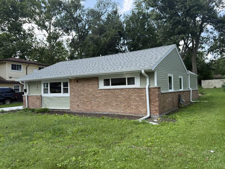 Property Photo: 261 Miami Street IL 60466