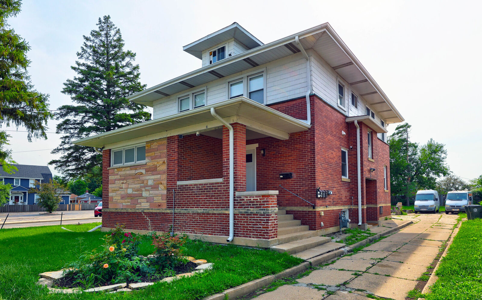 Property Photo:  6 S Monterey Avenue A  IL 60181 