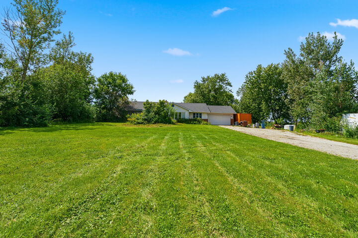 Property Photo: 30640 S Ashland Avenue IL 60401