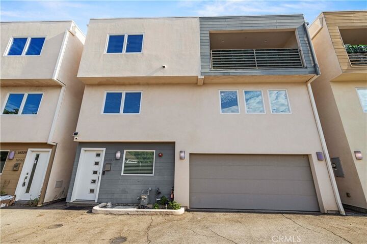 Property Photo: 16557 Vine Terrace CA 91406