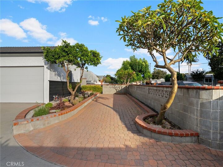 Property Photo:  5216 Mesmer  CA 90230 