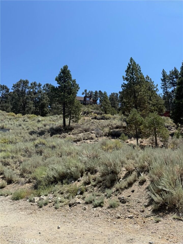 Property Photo:  2201 Ironwood  CA 93222 