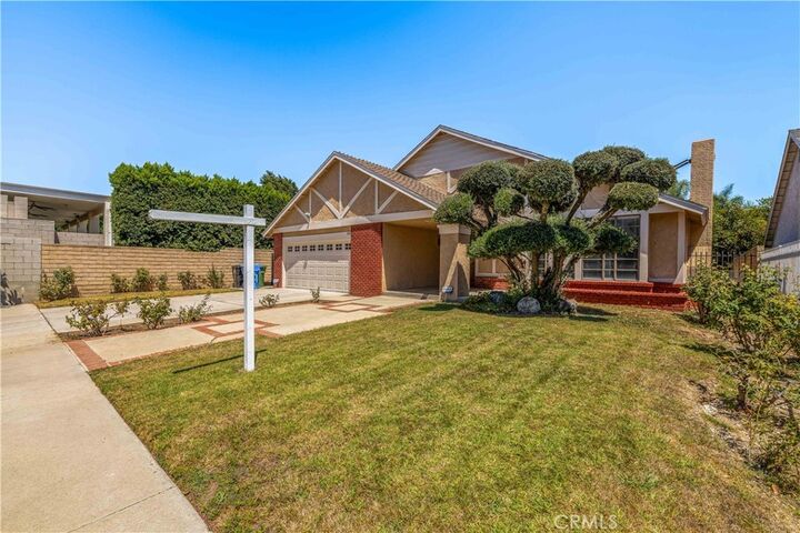 Property Photo: 8824 Sari Avenue CA 91343