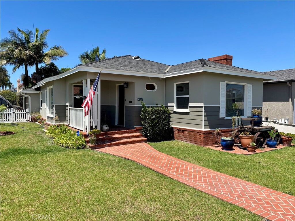 Property Photo:  1645 Date  CA 90503 