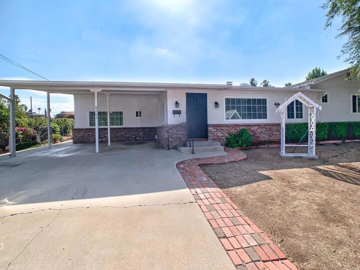 Property Photo:  9161 Emerald Grove Avenue  CA 92040 