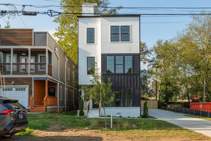 Property Photo: 322A Queen Ave TN 37207