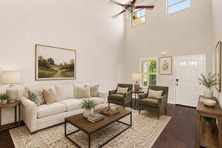 Property Photo: 1104 Neeleys Bnd TN 37174