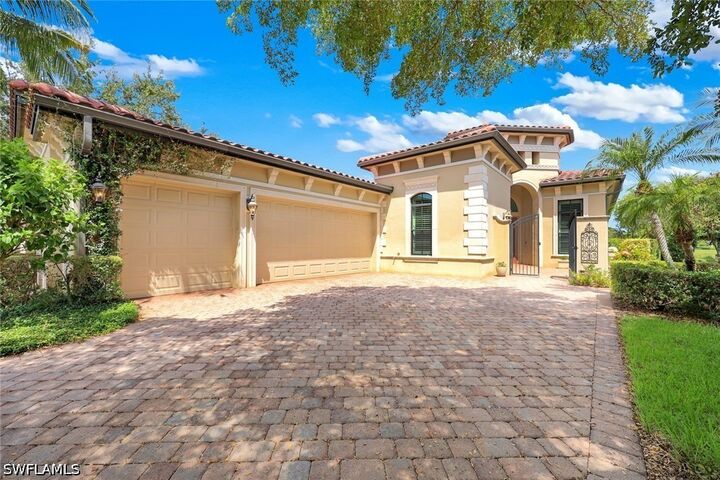 Property Photo:  9461 Napoli Lane  FL 34113 
