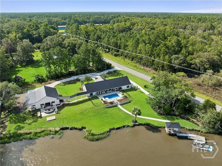 Property Photo:  5370 Shellman Bluff Road NE  GA 31331 