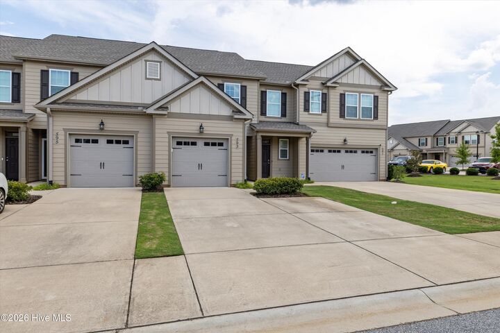 Property Photo: 593 Vinings Drive GA 30813