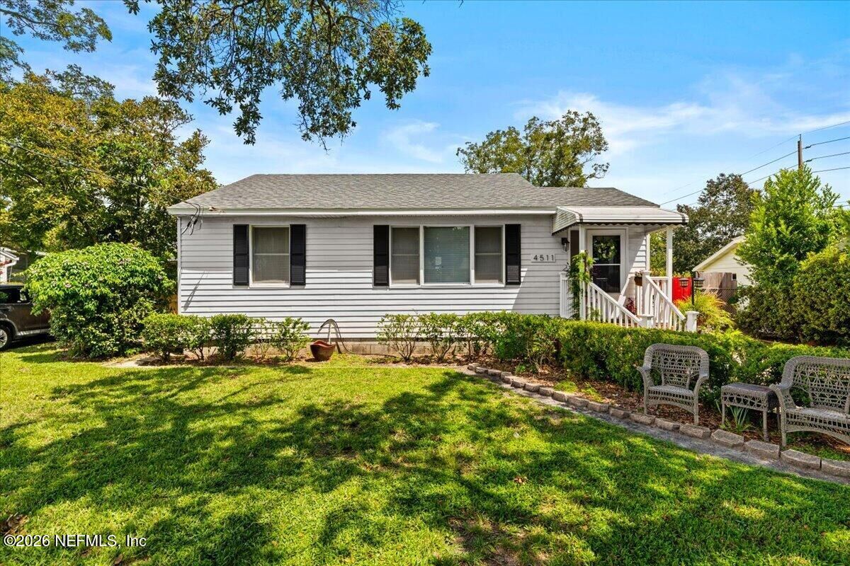 Property Photo: 4511 Cambridge Road FL 32210