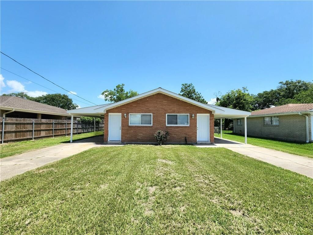 Property Photo:  116 Kappa Street A  LA 70037 