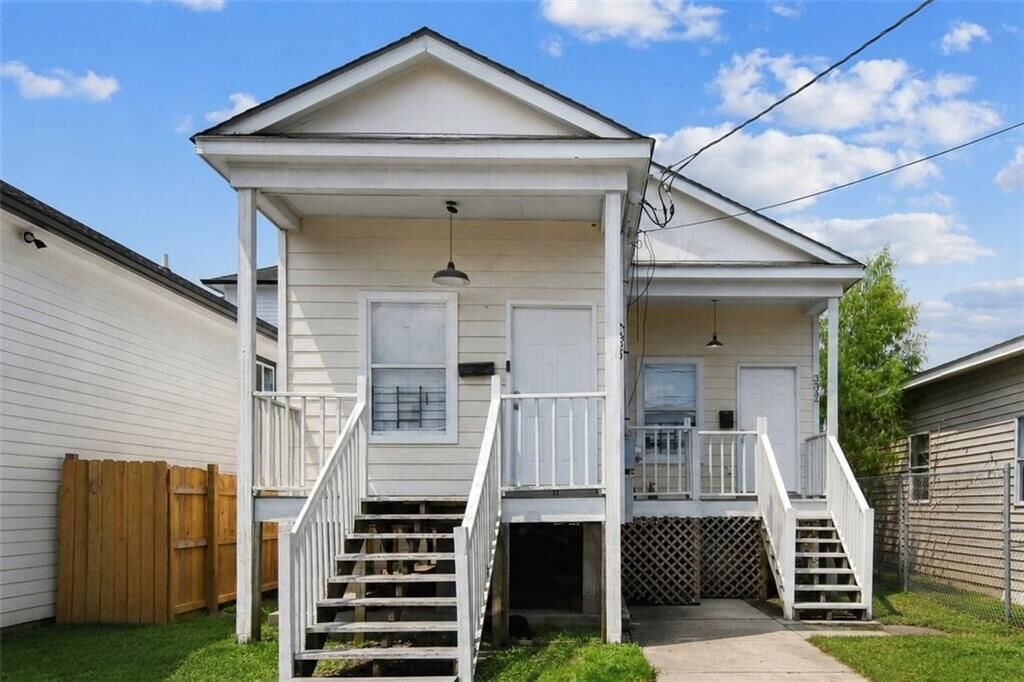 Property Photo:  3320 22 Third Street  LA 70125 