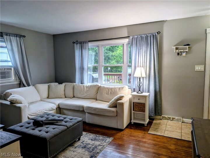 Property Photo: 2513 Clement Way OH 43920