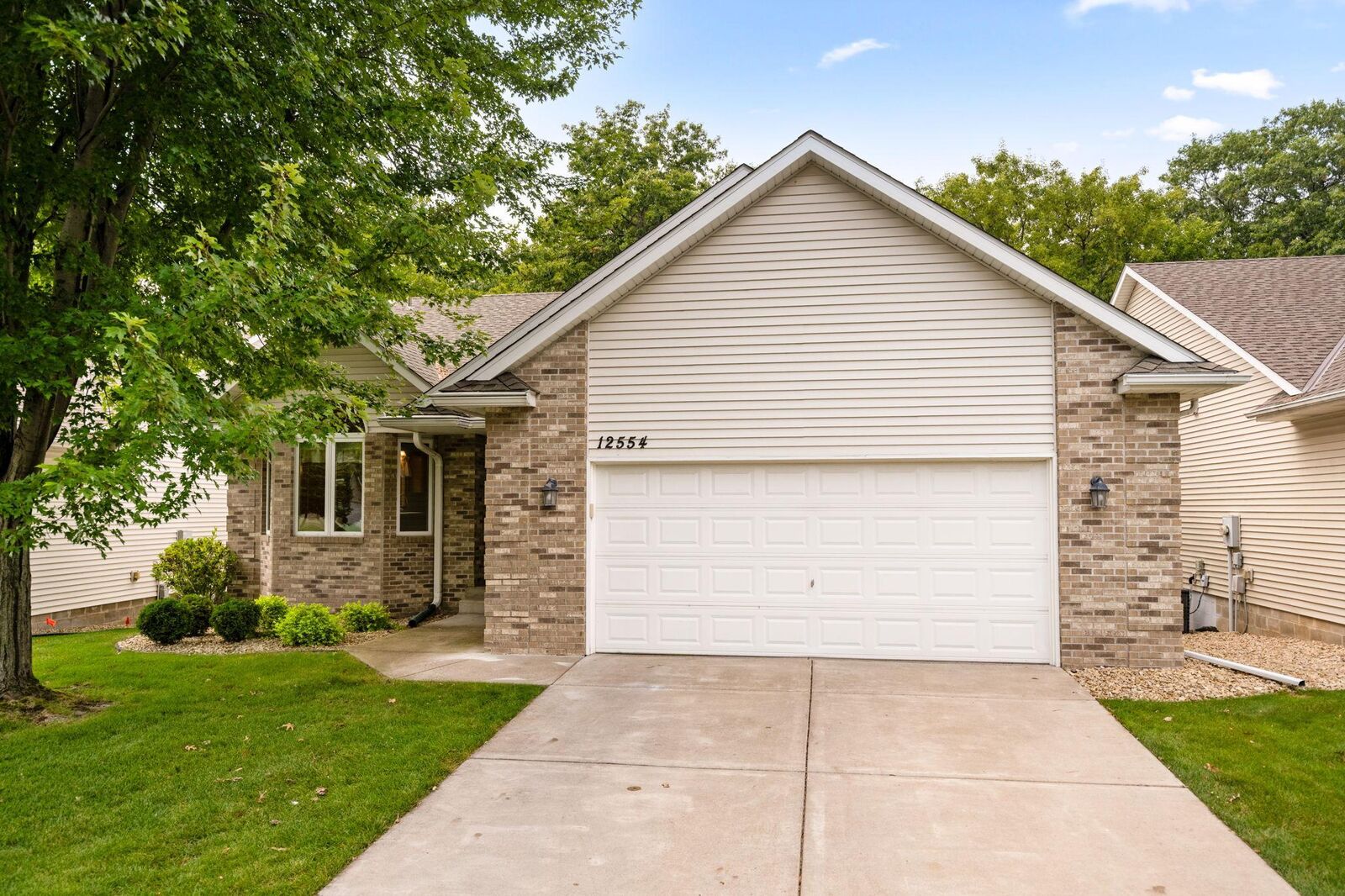 Property Photo: 12554 Thrush Street NW MN 55448