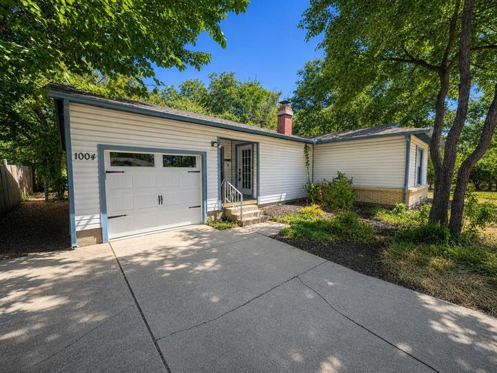 Property Photo:  1004 Cordell Street  TX 76201 