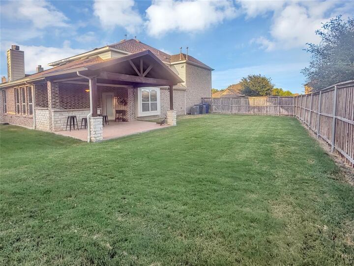 Property Photo:  909 Blanco Lane  TX 75071 