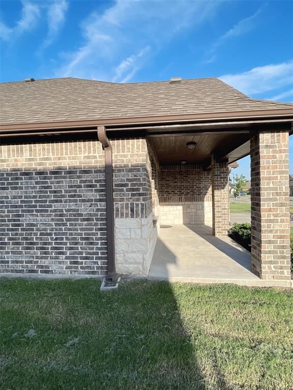 Property Photo:  1008 Eva Drive  TX 75402 