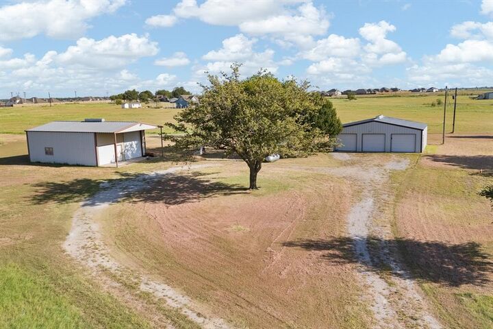 Property Photo:  3324 County Road 904  TX 76058 