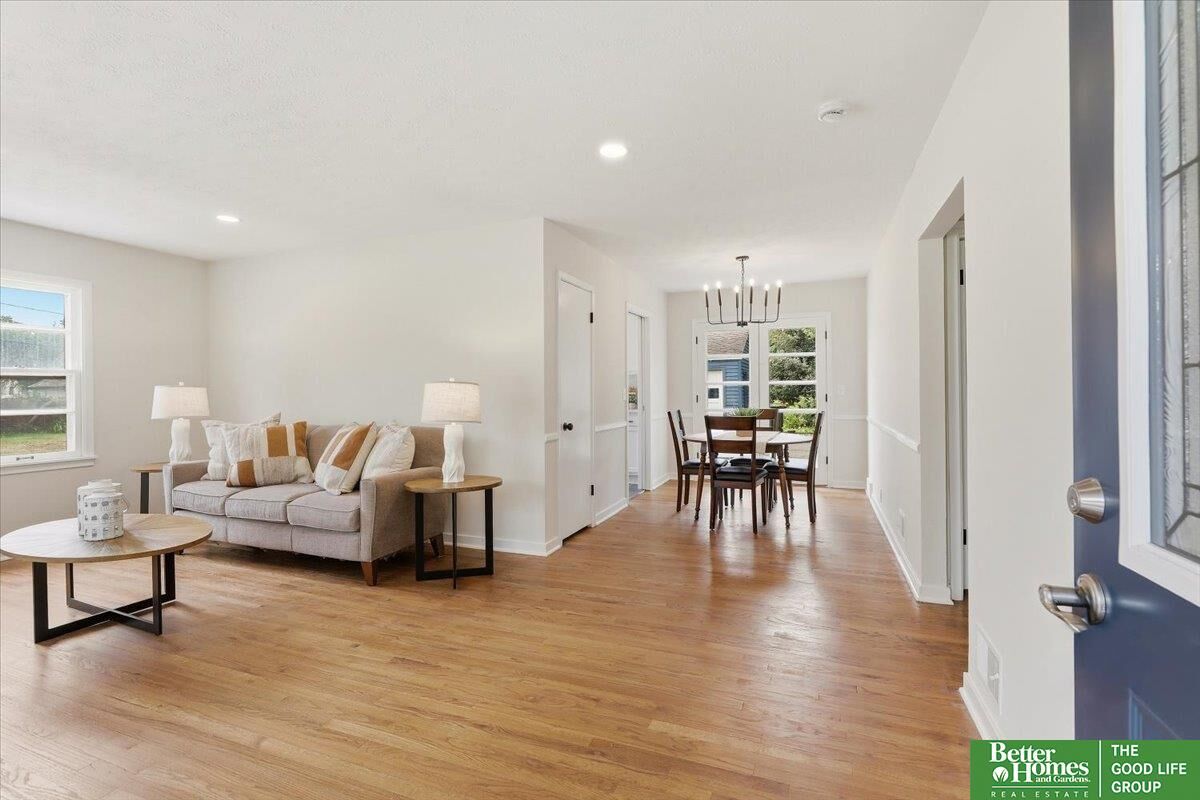 Property Photo: 5420 Florence Boulevard NE 68110