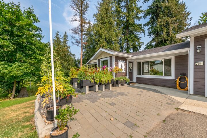 Property Photo: 2651 Okanagan Avenue NE BC V1E 2T2