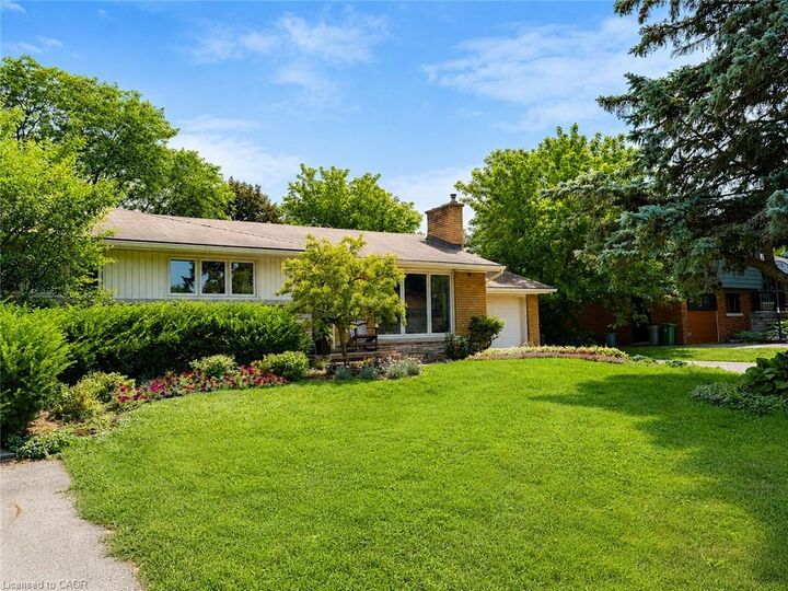 Property Photo: 119 Seneca Drive ON L9G 3B7