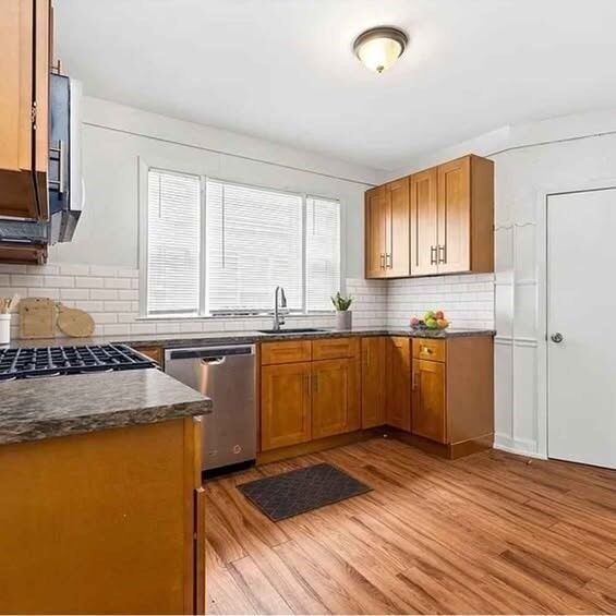 Property Photo: 9 Edmunds St 1 MA 02140