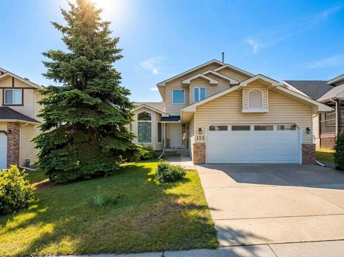 Property Photo: 153 Hawkdale Circle NW AB T3G 2W9